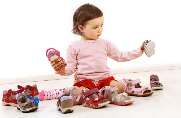 Качественную ли обувь носит ваш малыш?