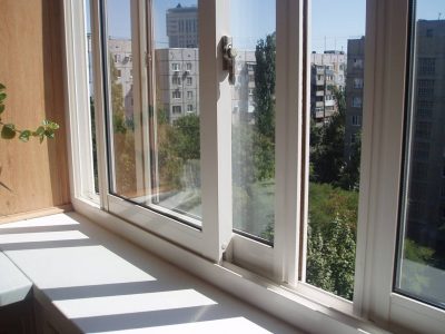 Ключевые плюсы остекления балконов и лоджий пластиковыми окнами