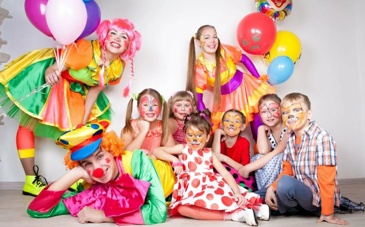 Нужны ли веселые клоуны на детском празднике