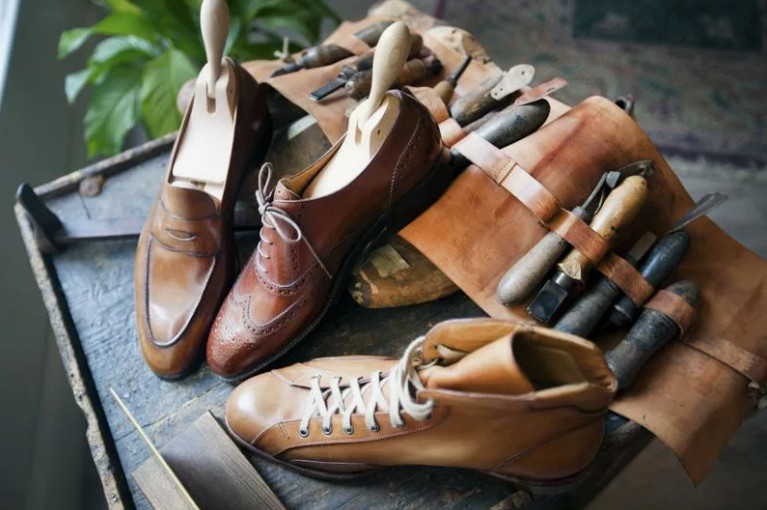 Качественный ремонт обуви: восстановление износа и повреждений